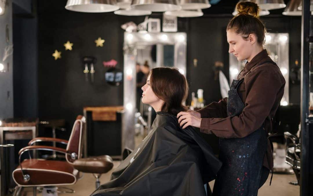 À la pointe des tendances : L’ébullition de la scène coiffure à Perpignan en 2024